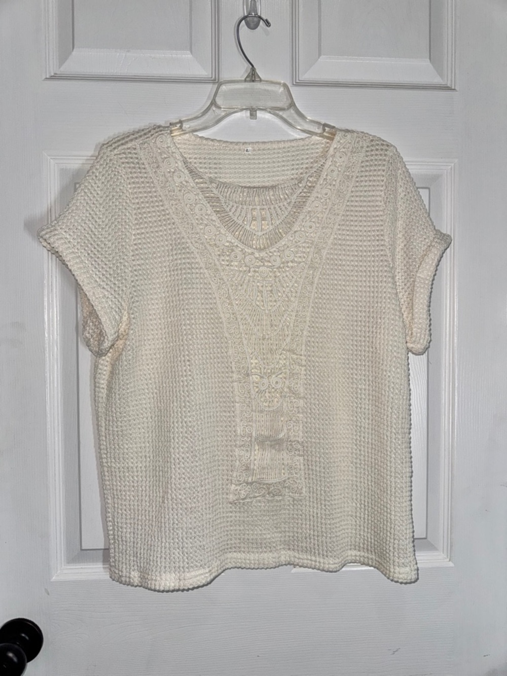 Women's Cream Crochet-Detail Short Sleeve Knit Top - Picture 3 of 8